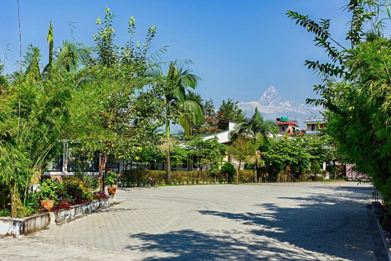 Hotel Jal Mahal Pokhara Esterno foto